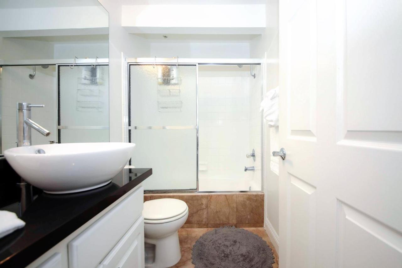 Luxury West Hollywood Apartments By Barsala Los Angeles Eksteriør billede