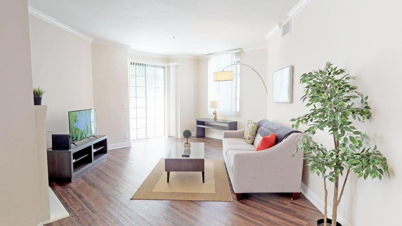 Luxury West Hollywood Apartments By Barsala Los Angeles Eksteriør billede