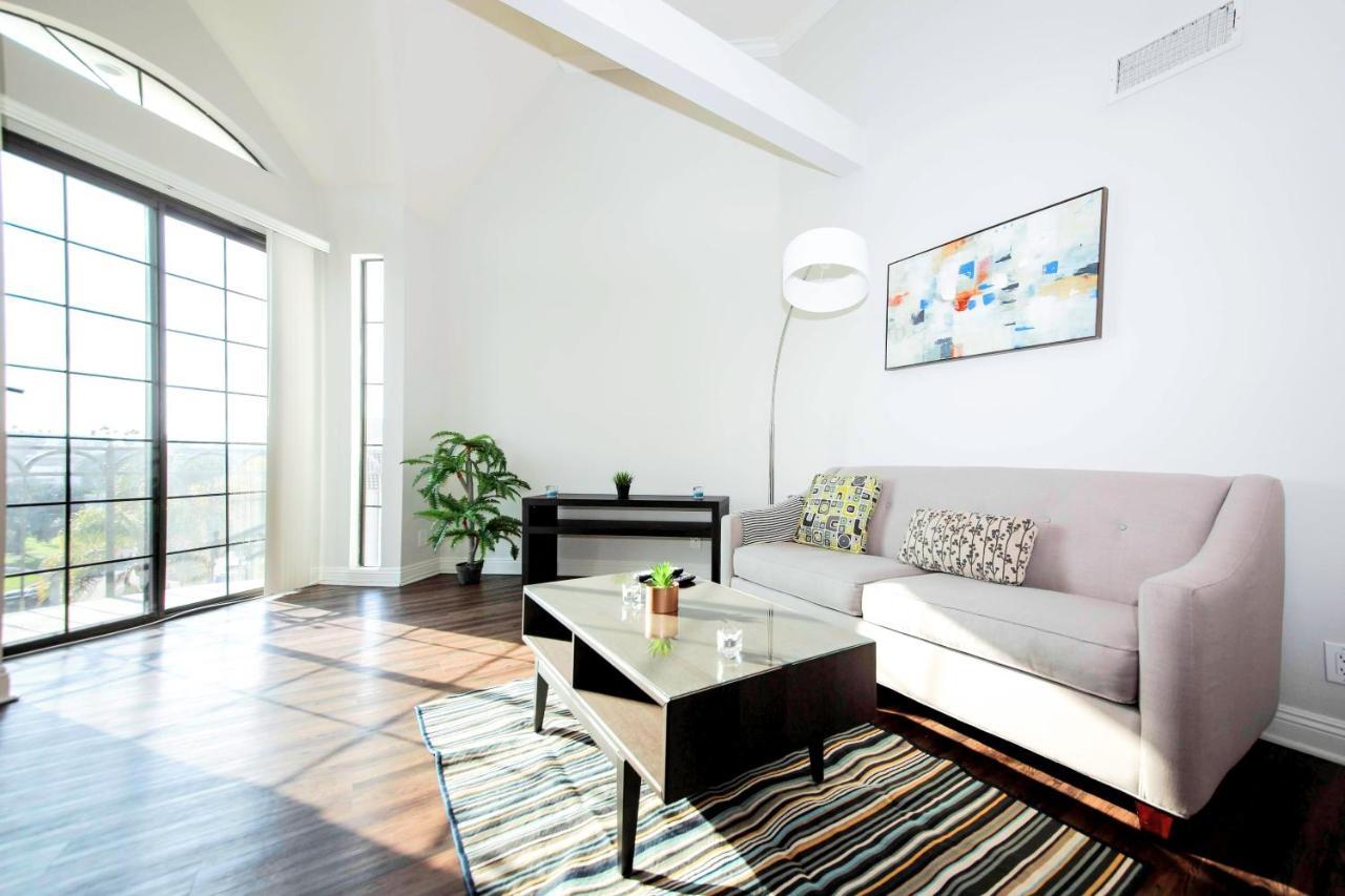 Luxury West Hollywood Apartments By Barsala Los Angeles Eksteriør billede